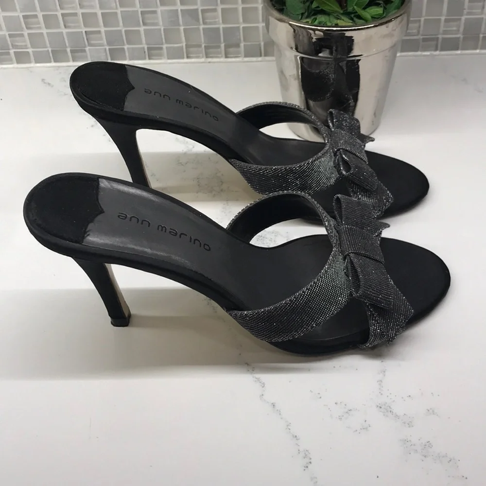 Ann Marino open toe bow slip on heels
